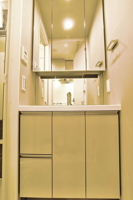 物件内観写真13　(洗面)