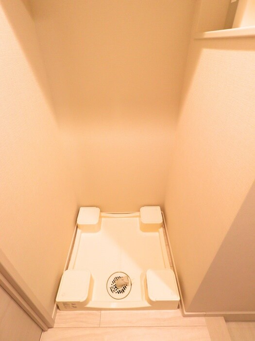 物件内観写真15　(洗濯機置場)