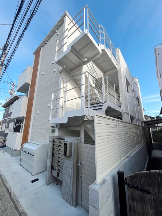 物件外観写真6　(外観写真)