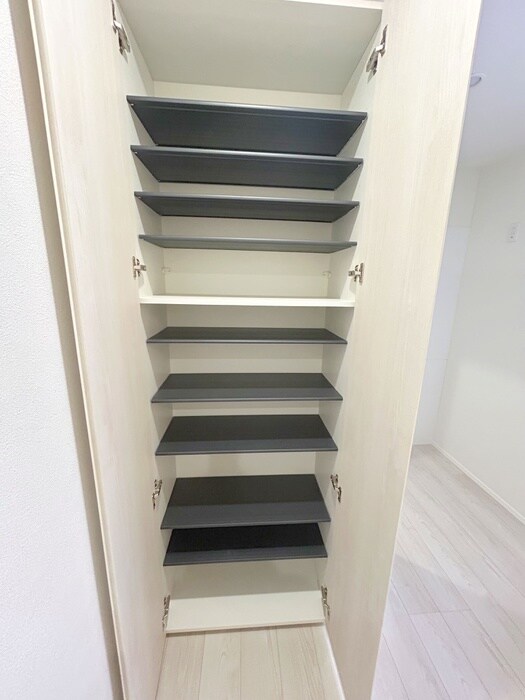 物件内観写真17　(靴箱)