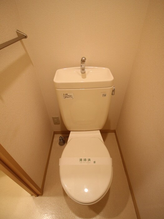 物件内観写真11　(トイレ)