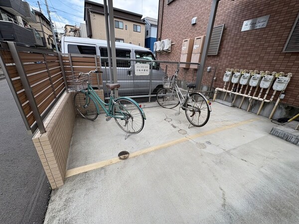 駐輪場