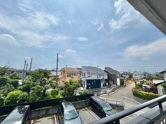 物件内観写真15　(室内からの展望)