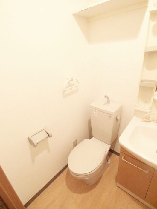 物件内観写真14　(トイレ)