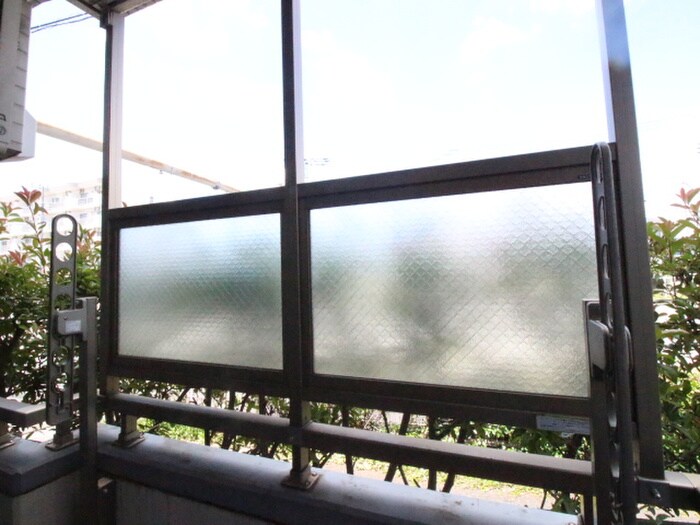 物件内観写真18　(室内からの展望)