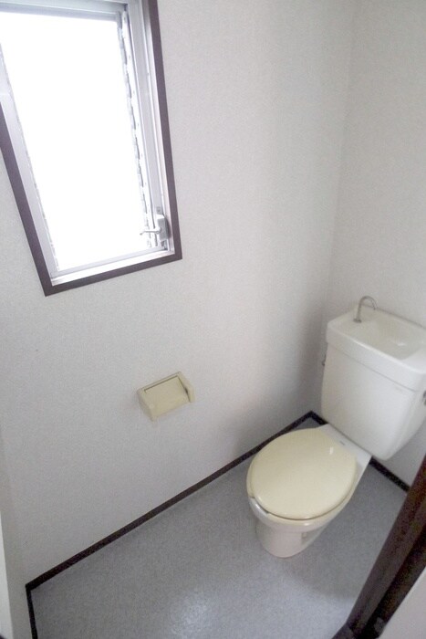 物件内観写真11　(トイレ)