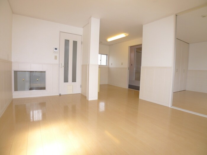 物件内観写真14　(居室)