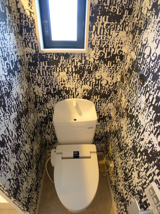 物件内観写真14　(トイレ)