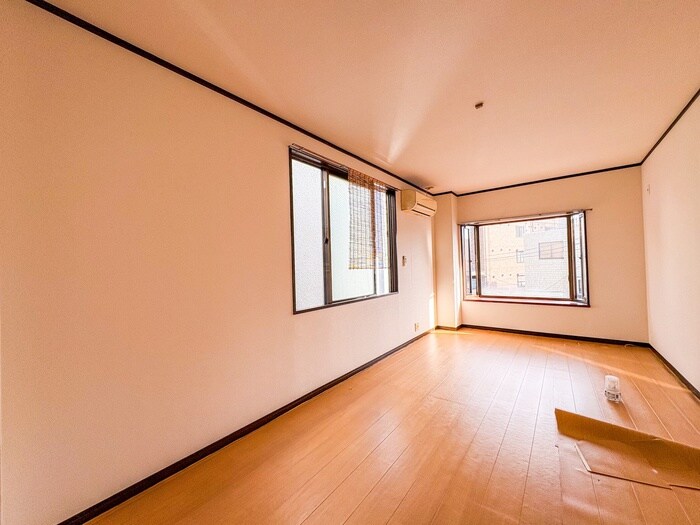 物件内観写真9　(居室)