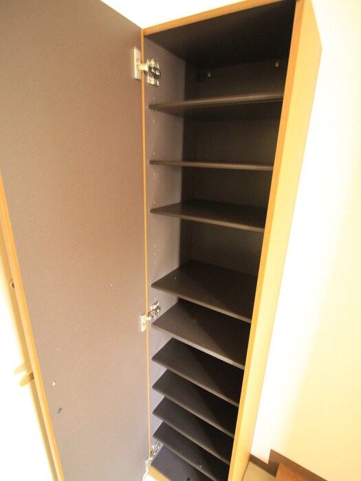 物件内観写真16　(靴箱)