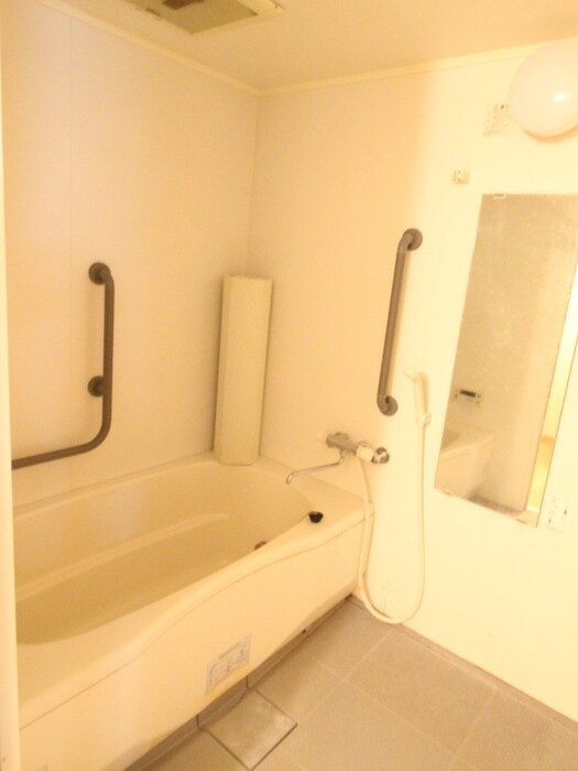 物件内観写真13　(バス／シャワールーム等)