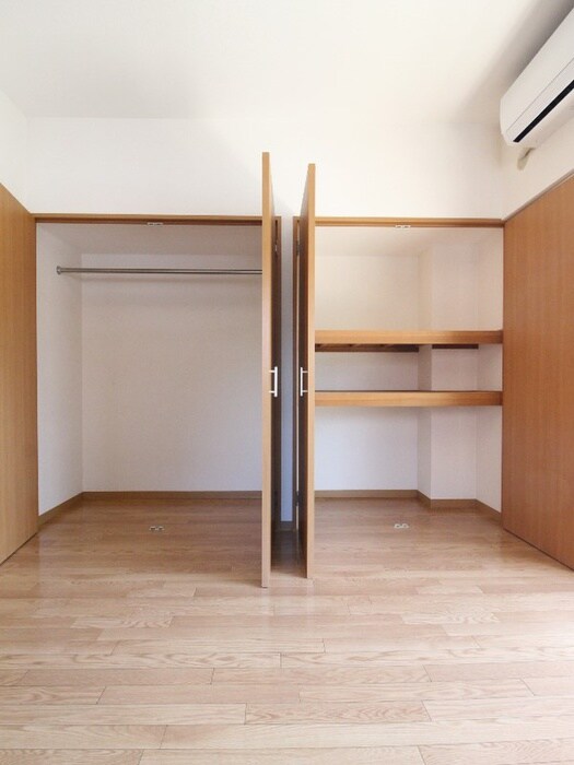 物件内観写真13　(収納)