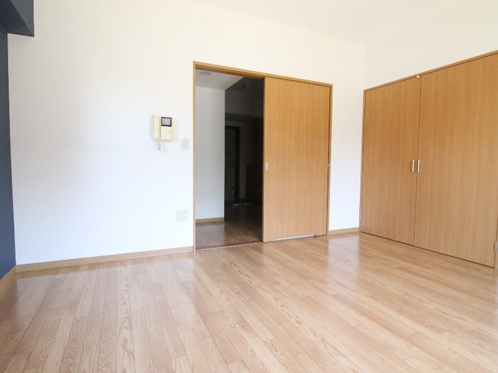 物件内観写真18　(居室)