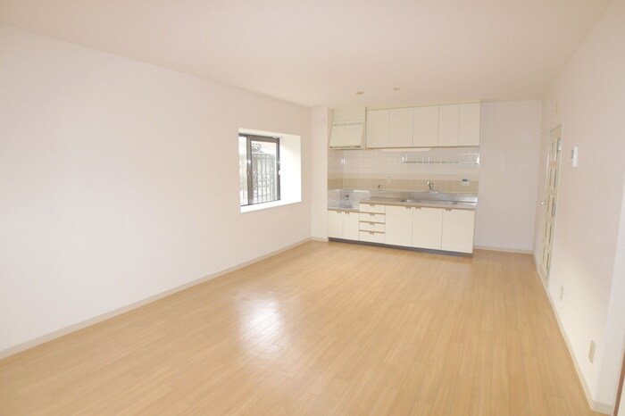 物件内観写真6　(居室)