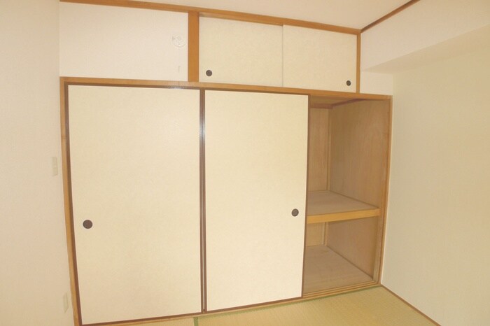 物件内観写真7　(収納)