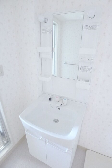 物件内観写真10　(洗面)