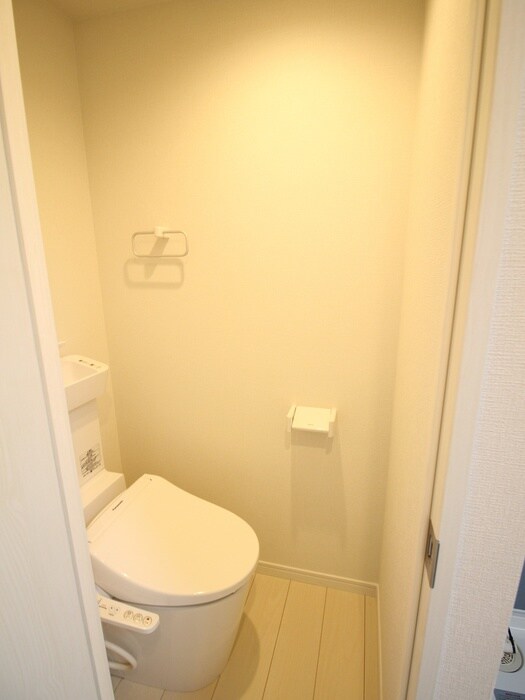 物件内観写真15　(トイレ)