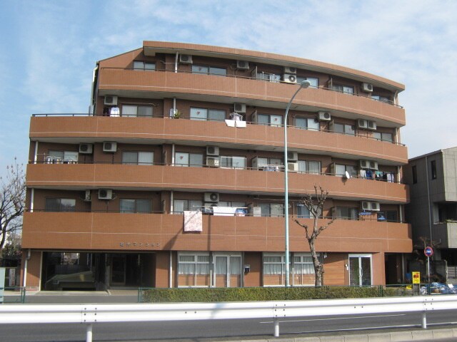 岩井マンションの外観写真