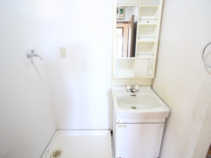 物件内観写真11　(洗面)