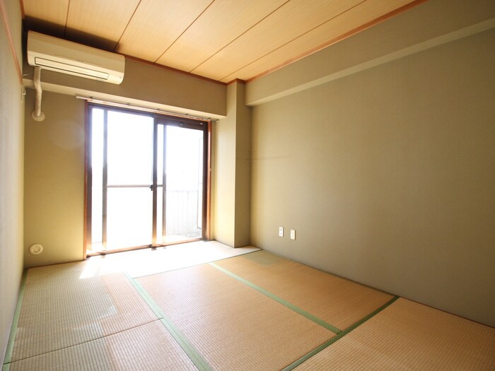 物件内観写真13　(居室)