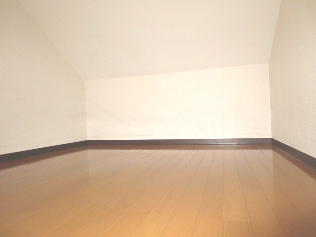 物件内観写真11　(ロフト)