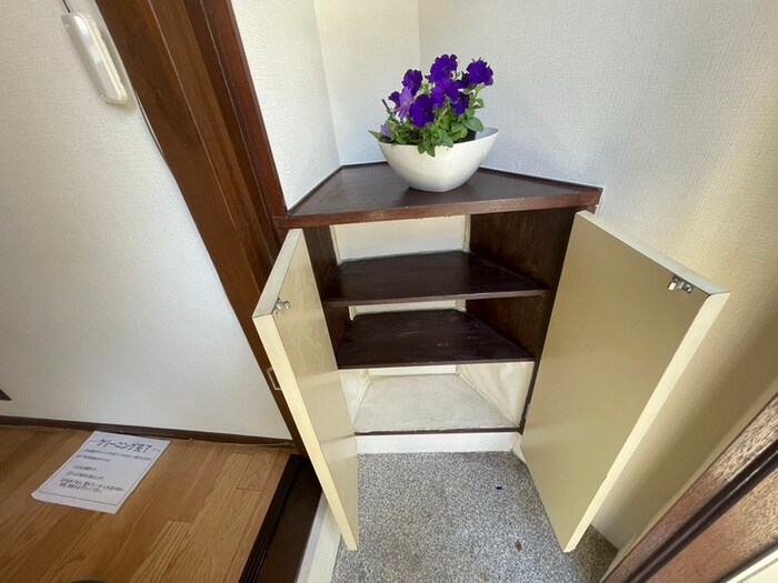 物件内観写真11　(靴箱)