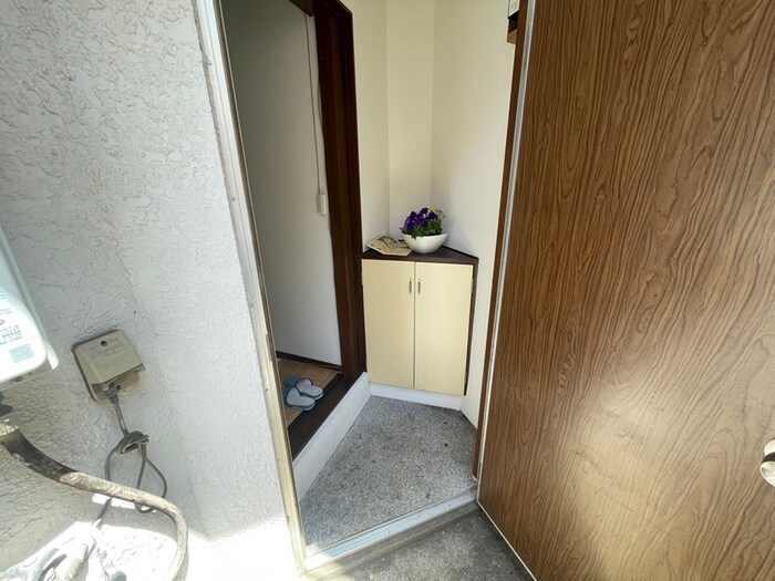 物件内観写真17　(玄関)