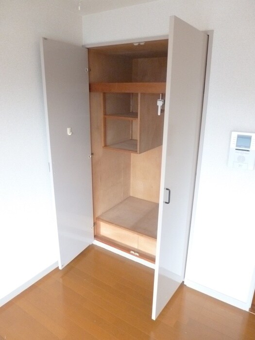 物件内観写真9　(収納)