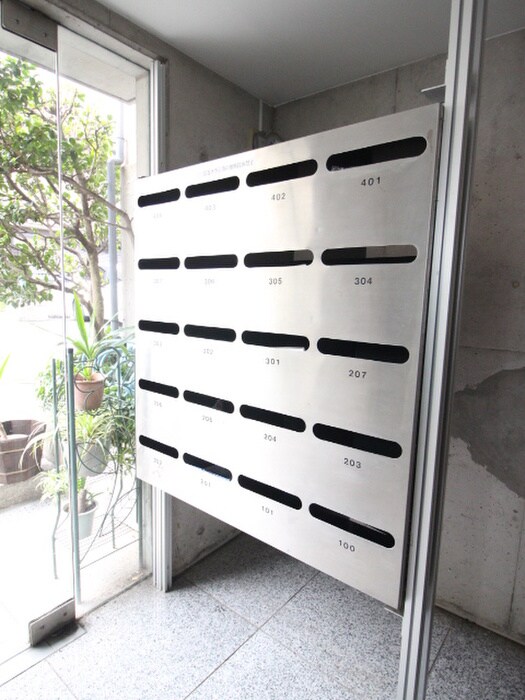 物件外観写真6　(建物設備)