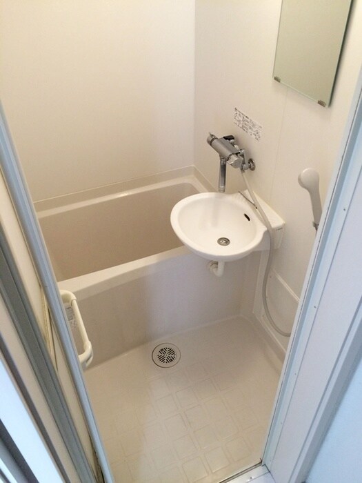 物件内観写真8　(バス／シャワールーム等)