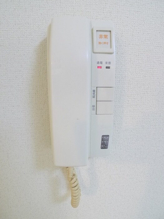 物件内観写真10　(玄関)