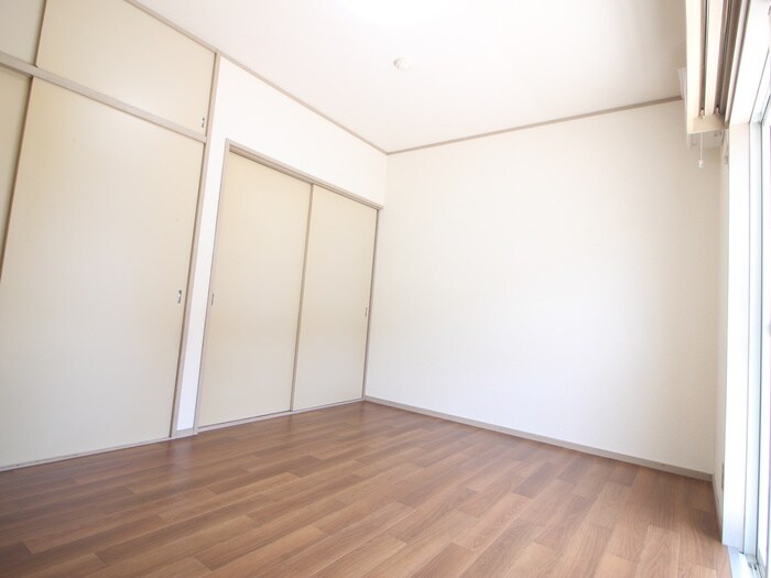 物件内観写真6　(居室)
