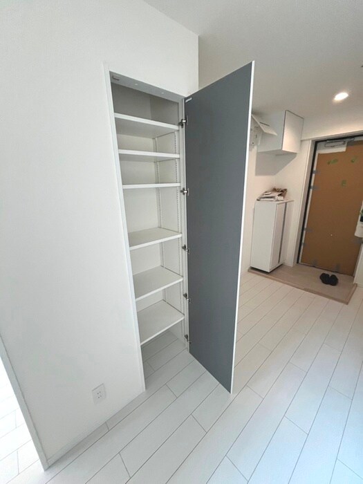 物件内観写真16　(収納)