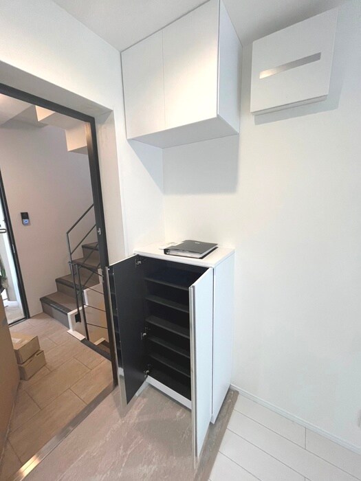 物件内観写真18　(靴箱)