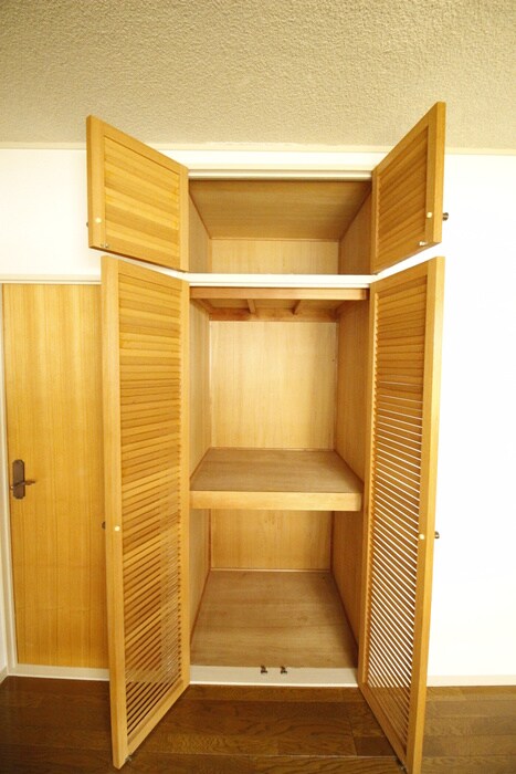 物件内観写真16　(収納)