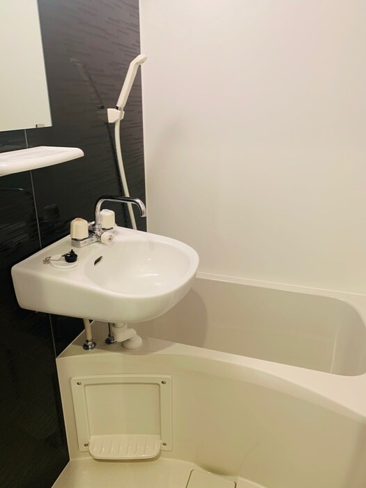 物件内観写真12　(バス／シャワールーム等)