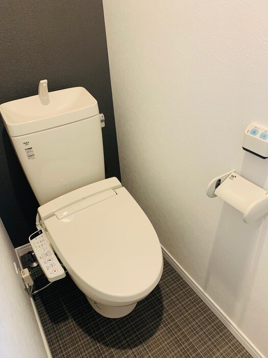 物件内観写真13　(トイレ)