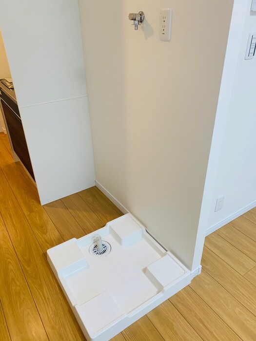 物件内観写真17　(洗濯機置場)