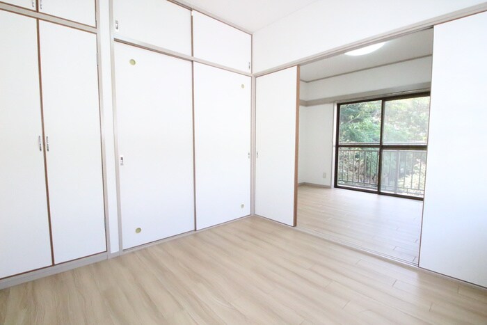 物件内観写真5　(居室)