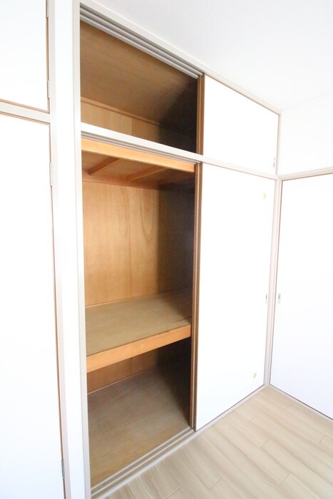 物件内観写真15　(収納)