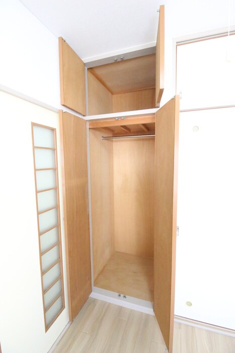 物件内観写真16　(収納)