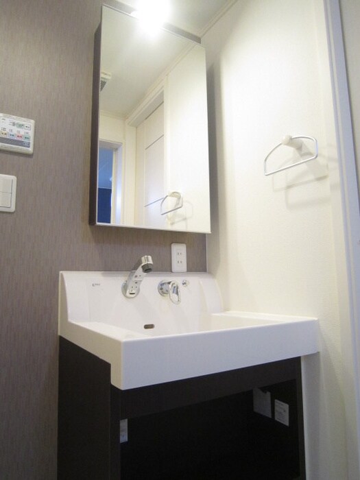 物件内観写真15　(洗面)