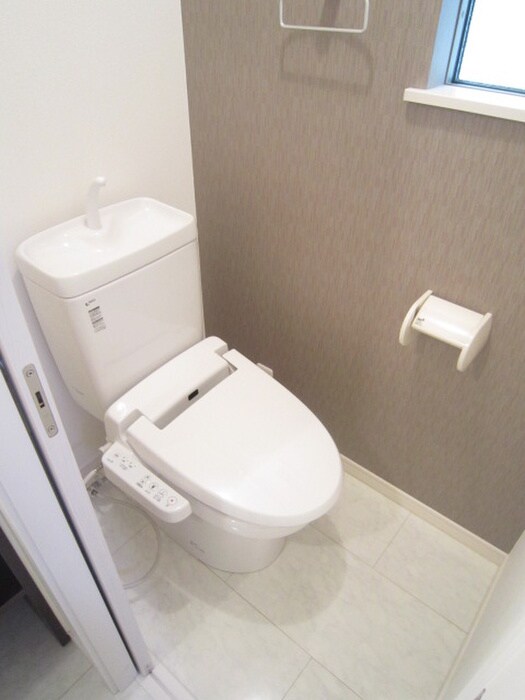 物件内観写真16　(トイレ)