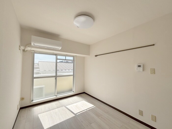 物件内観写真7　(居室)