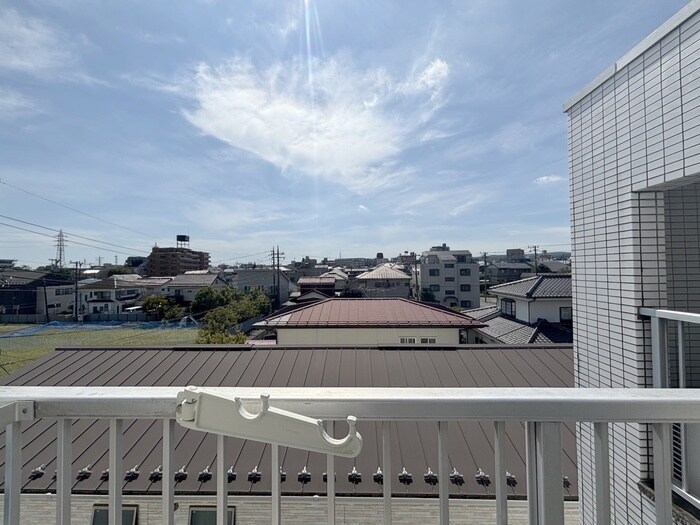 物件内観写真14　(室内からの展望)