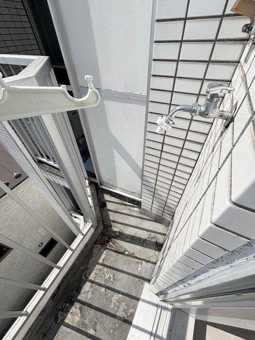 物件内観写真15　(洗濯機置場)