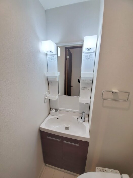 物件内観写真16　(洗面)