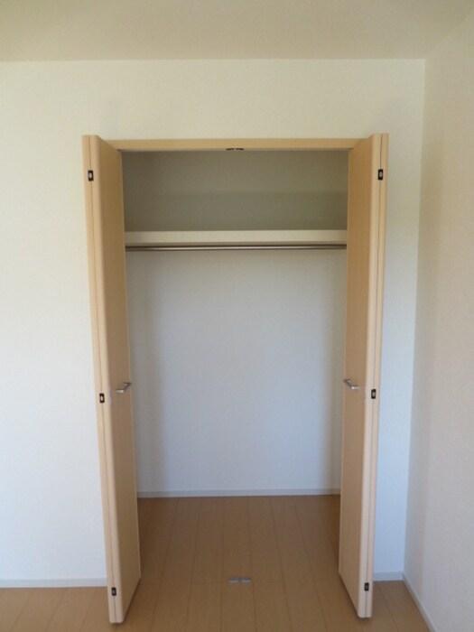 物件内観写真10　(収納)