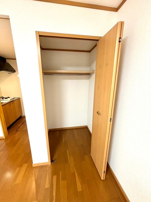 物件内観写真10　(収納)