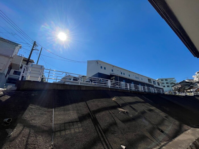 物件内観写真16　(室内からの展望)